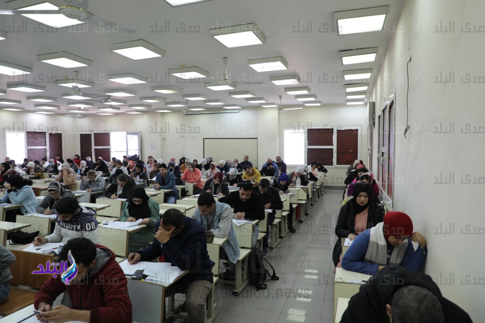 ماراثون امتحانات التعليم المدمج بجامعة القاهرة