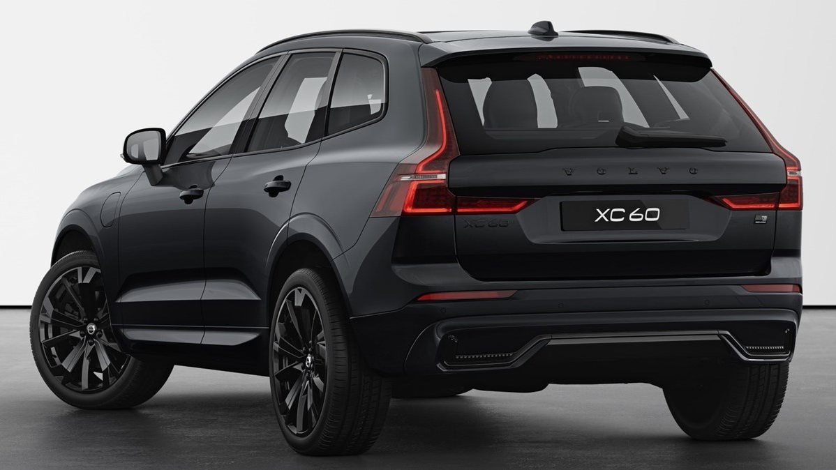 فولفو XC60 بلاك إيديشن