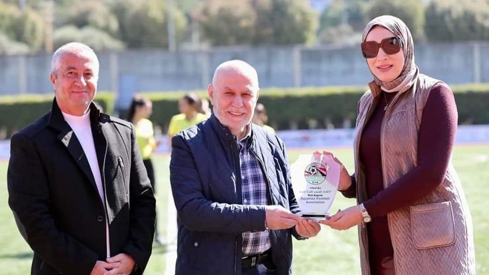 دينا الرفاعي عضو اتحاد الكرة