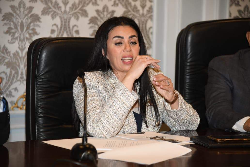 083b3792-8087-41f0-b97c-f6cd5b9f1038