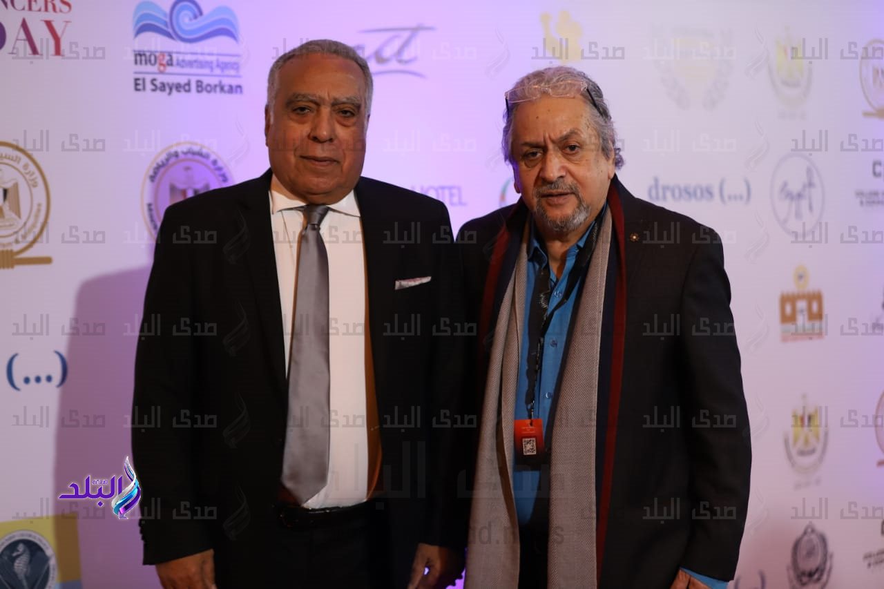 B5600A3B-8259-45EF-B97E-4FA60E5A6B7C