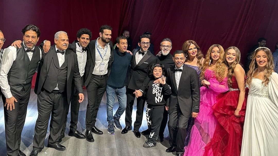 فنانو عرض مسرحية ميمو