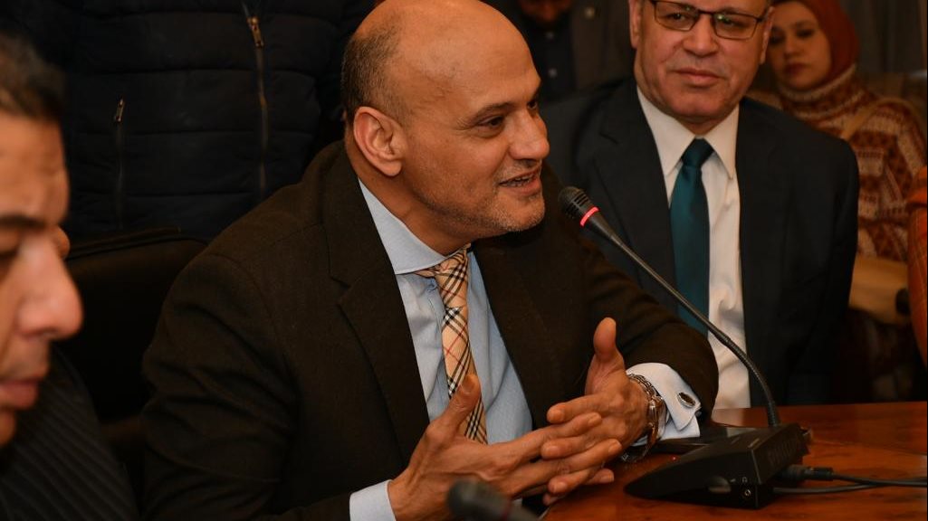 الكاتب الصحفي خالد ميري