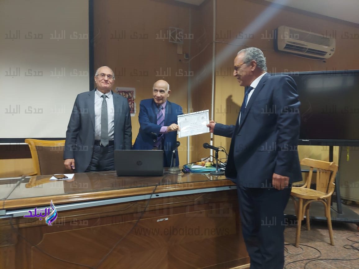 ندوة بألسن عين شمس2