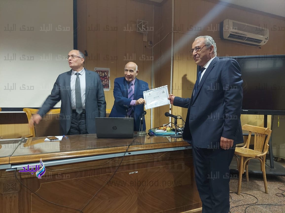 ندوة بألسن عين شمس5