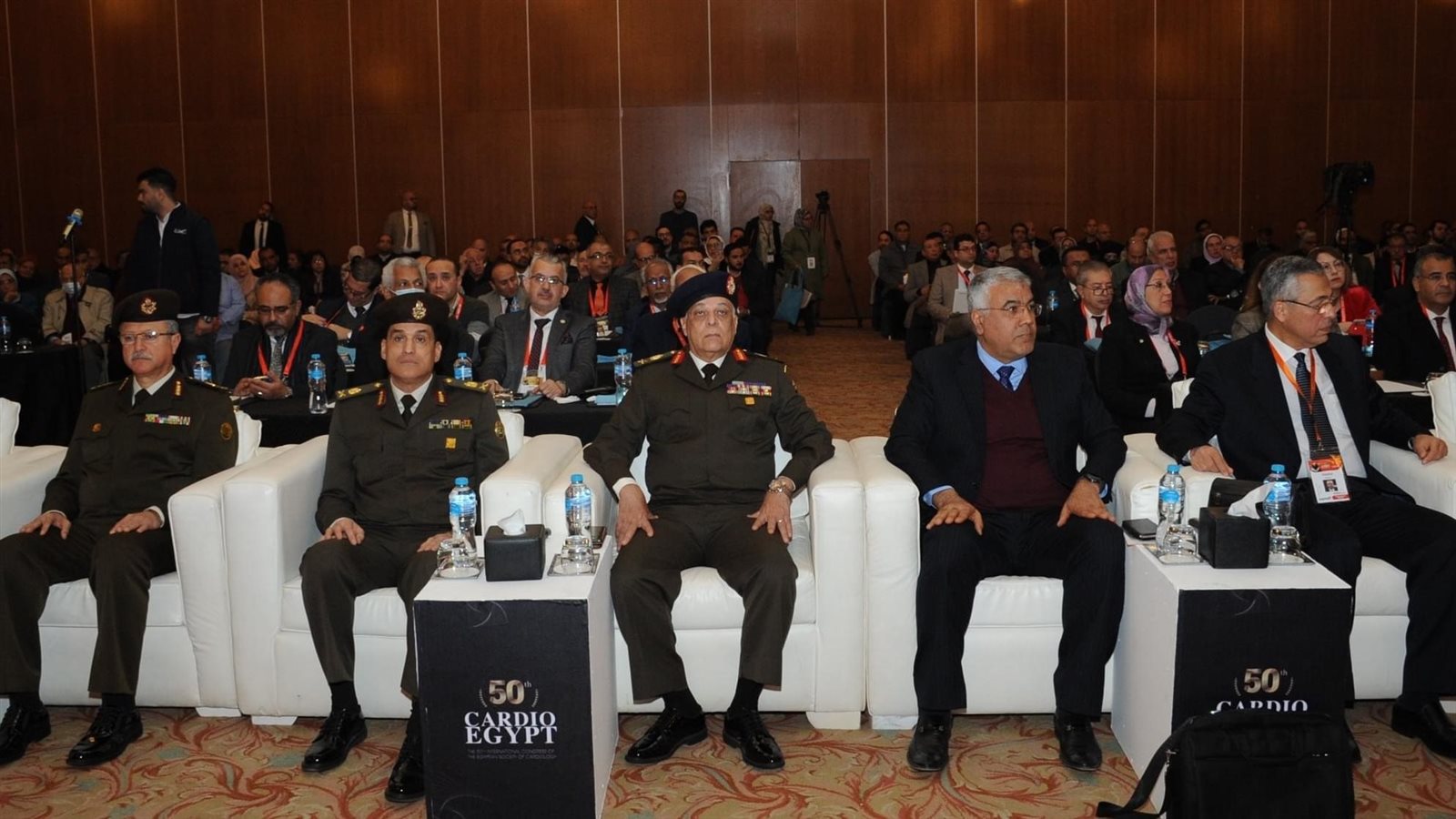 صورة من المؤتمر صورة من المؤتمر