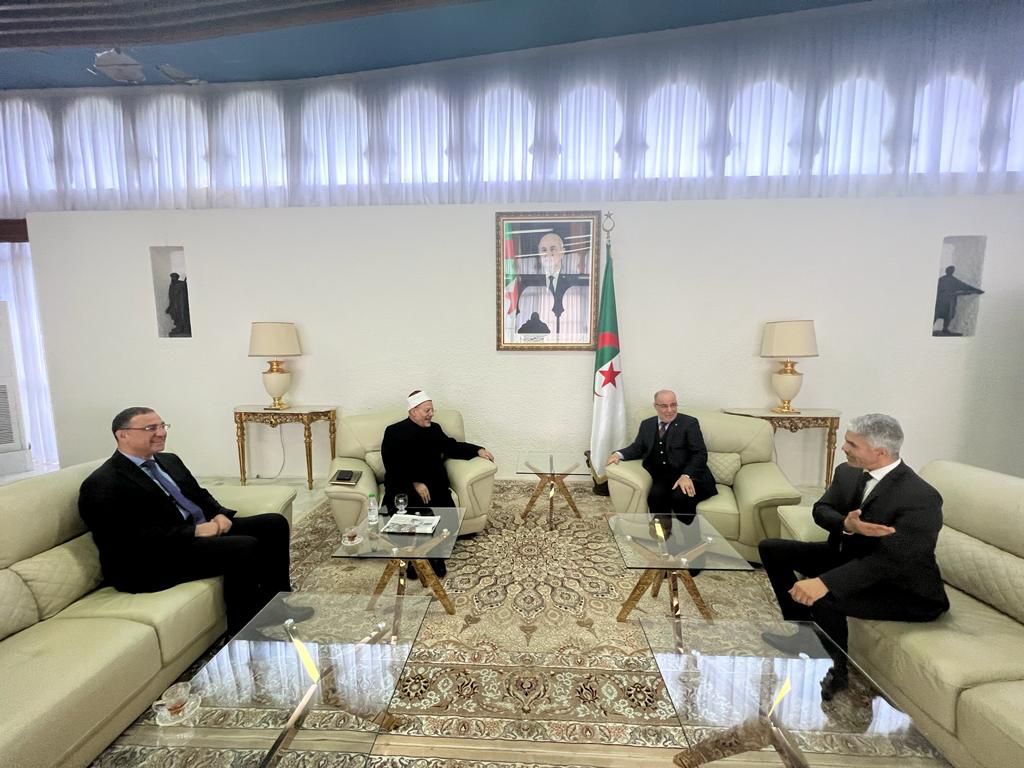 مفتي الجمهورية مع وزير الشئون الدينية والأوقاف الجزائري