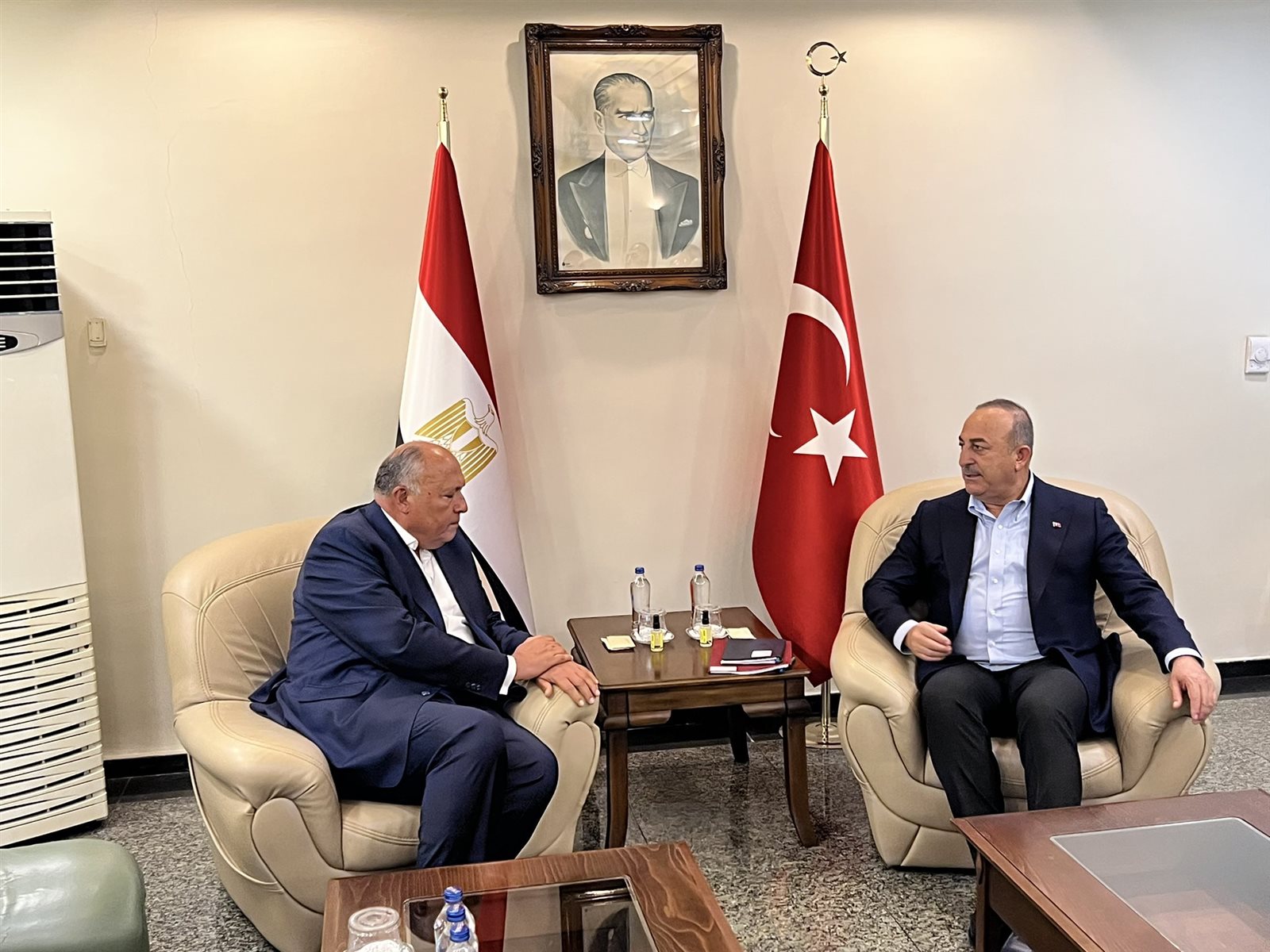 سامح شكري وزير الخارجية مع نظيره التركي