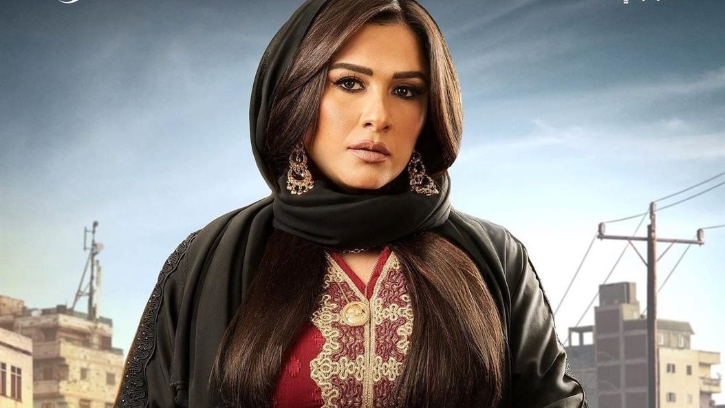 ياسمين عبد العزيز 