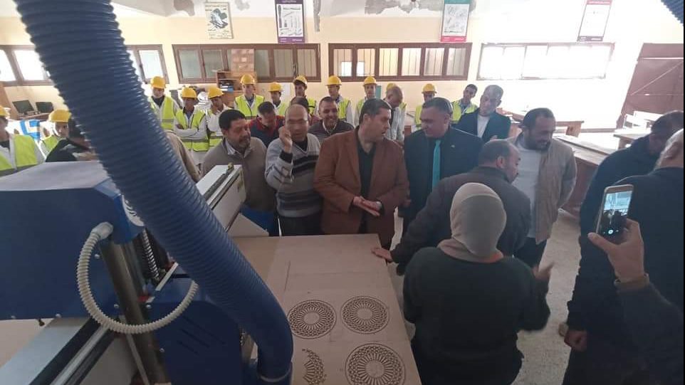 استخدام التكنولوجيا في صناعة الأثاث الخشبي