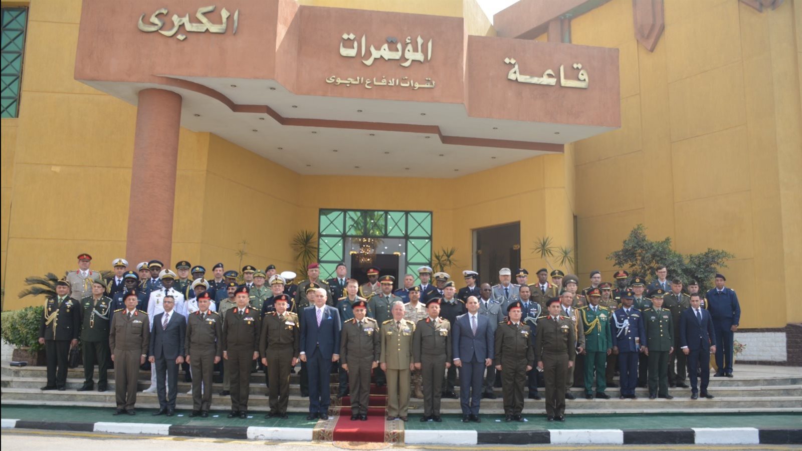 صورة من الزيارة