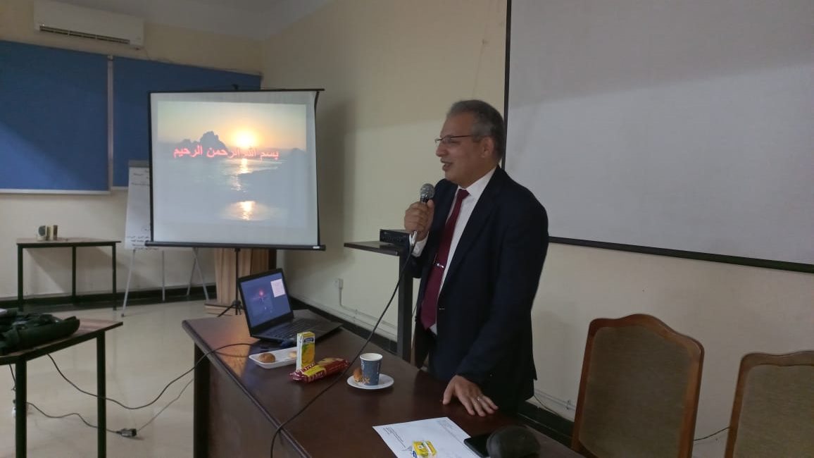 جامعة عين شمس 