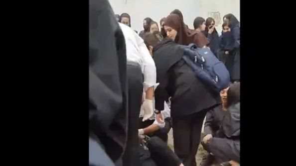 حالات تسمم للطالبات