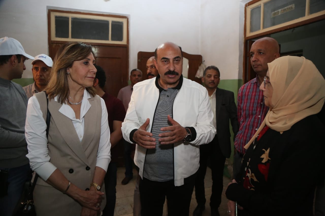 وزيرة الثقافة في منزل العقاد 