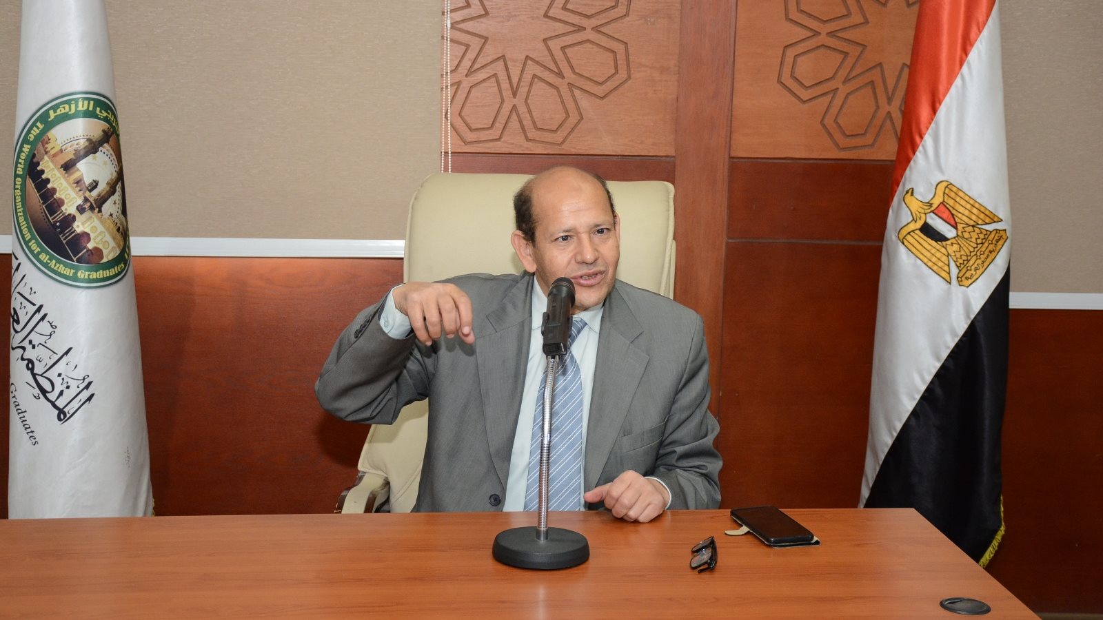 الدكتور محمود عبدالجواد