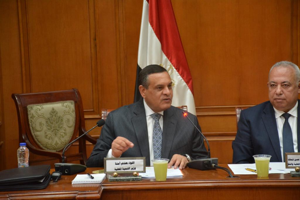 وزير التنمية المحلية بمجلس الشيوخ 