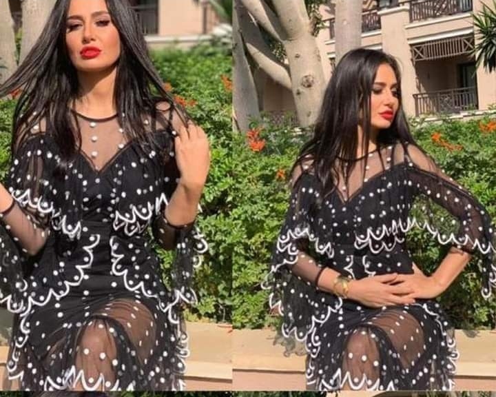 الفنانة حلا شيحة 