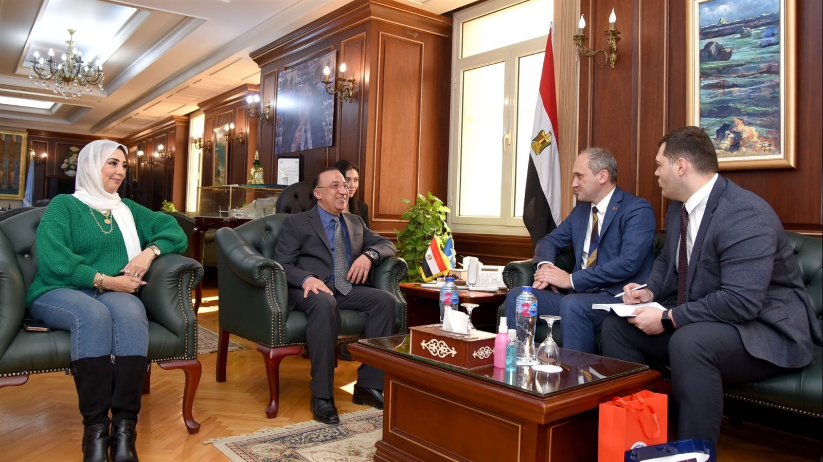 محافظ الإسكندرية يستقبل سفير بيلا روسيا