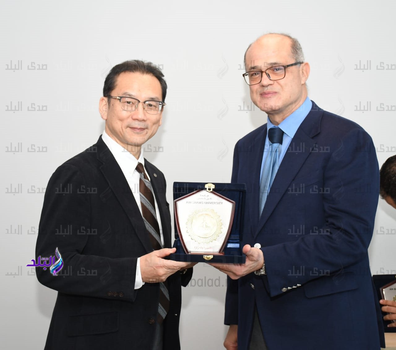 جامعة عين شمس تستقبل سفير زامبيا وسفير مالاوى4