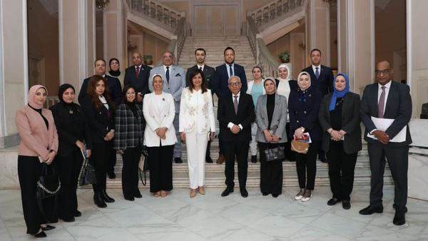 وزير التربية والتعليم يبحث مع وفد التنسيقية بروتوكول تعاون وزير التربية والتعليم يبحث مع وفد التنسيقية بروتوكول تعاون