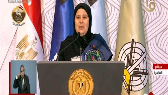 والدة شهيد  والدة شهيد