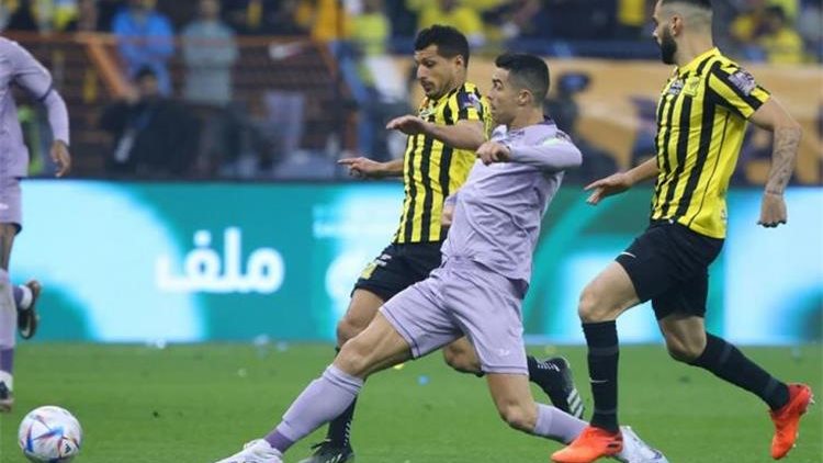 كريستيانو وطارق حامد