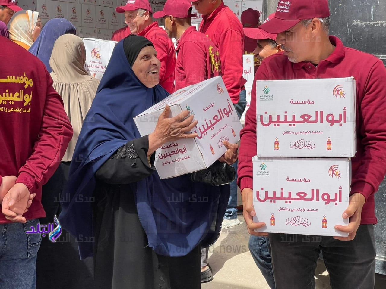 مبادرة كتف في كتف 