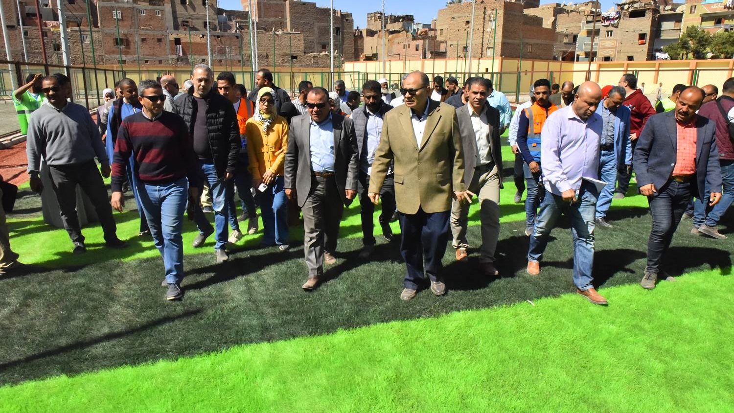 محافظ أسيوط يتفقد أعمال تطوير مركز شباب منفلوط 