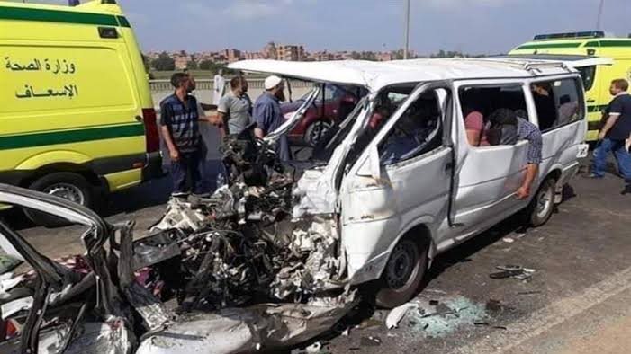 إصابة 12 طفلًا وسائقًا في انقلاب سيارة بـ جنوب سيناء.. أرشيف