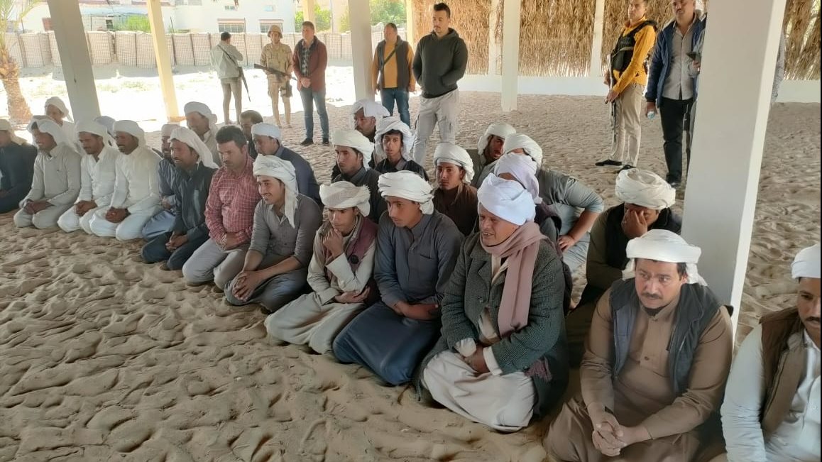 لقاء محافظ شمال سيناء بأهالي قرية الروضة 