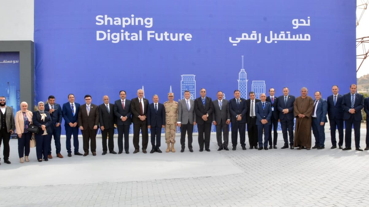 صورة من زيارة وفد مجلس النواب للشبكة الوطنية للطوارئ