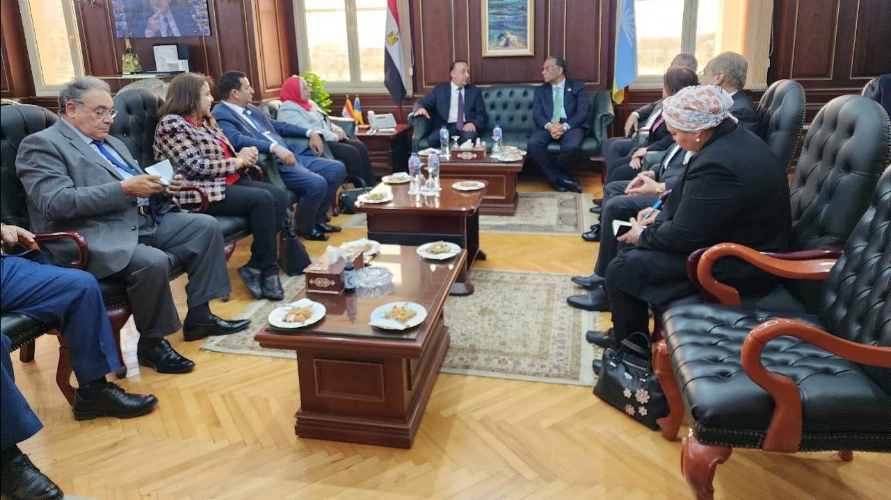محافظ الإسكندرية يستقبل وفد من لجنة الإعلام بمجلس الشيوخ
