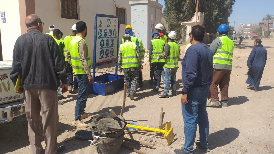 حملة نظافة بقرية بني عدي بمركز منفلوط 