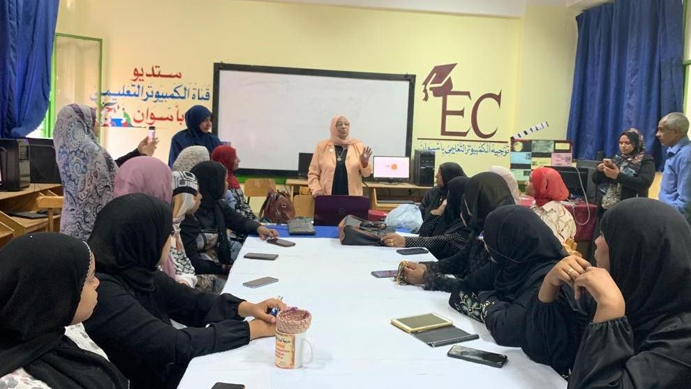 المجلس القومي للمرأة بأسوان 