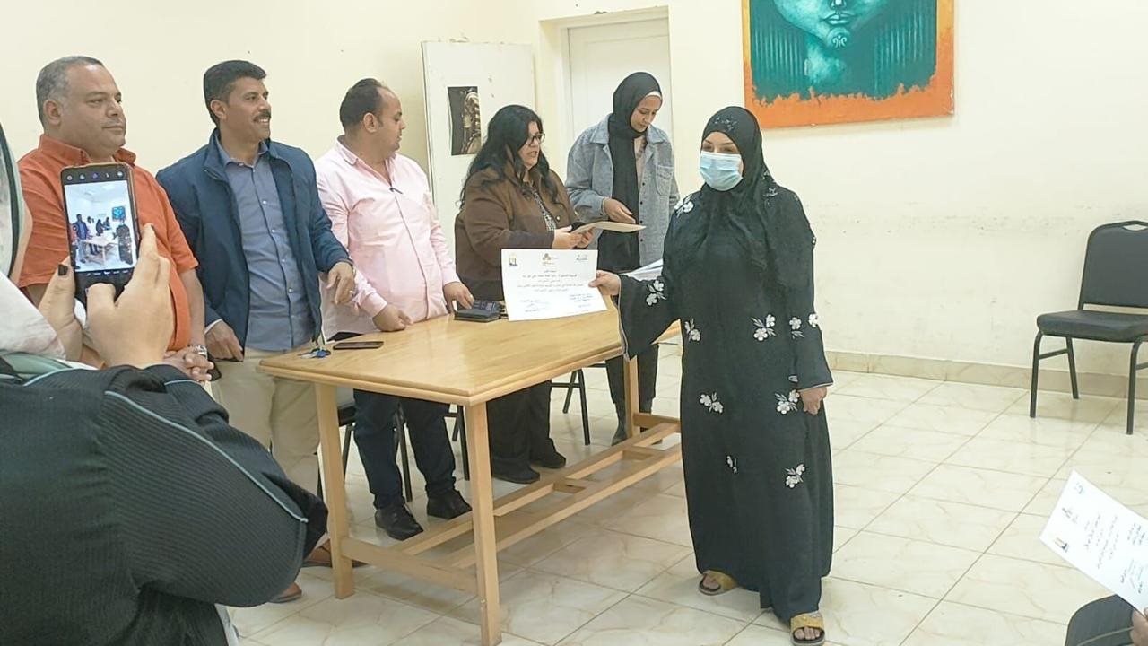 الاسمرات الاسمرات