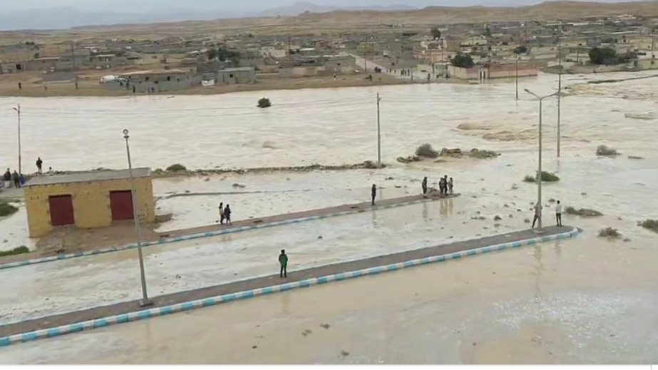جريان مياه السيول بمناطق الحسنة بوسط سيناء 