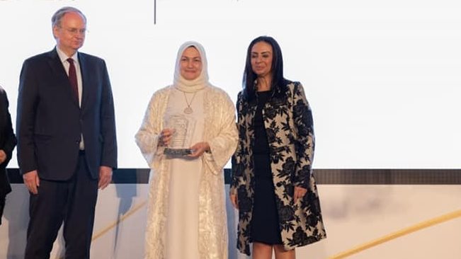 مستشارة شيخ الأزهر أثناء التكريم