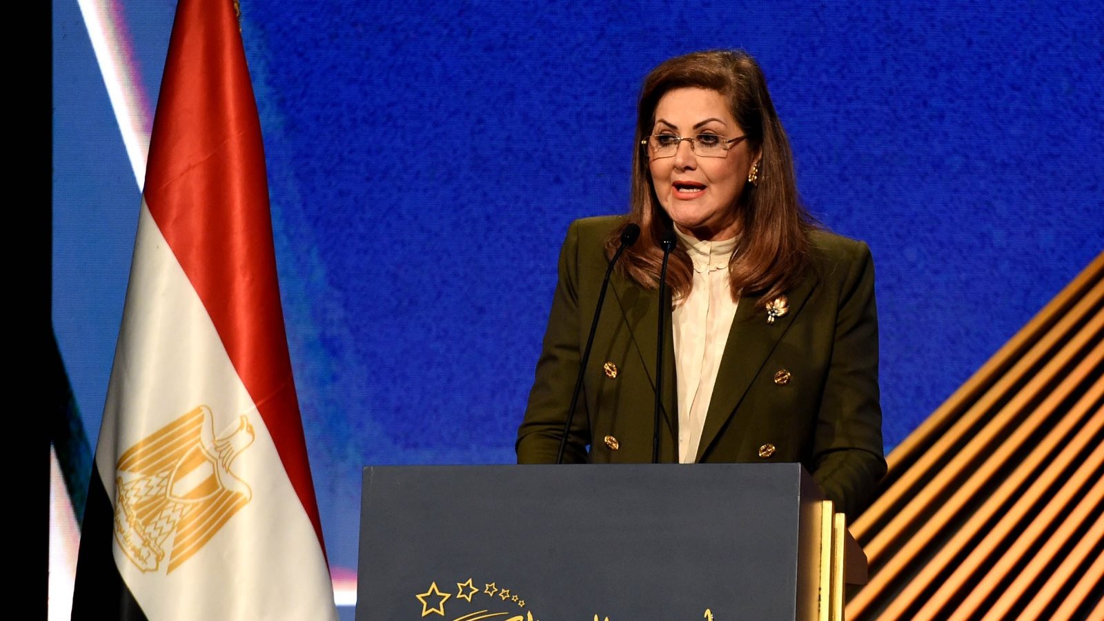 وزيرة التخطيط 
