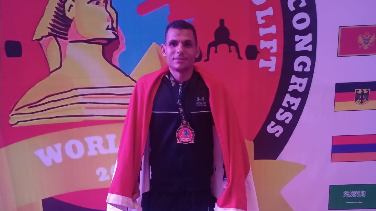 محمد نجيب