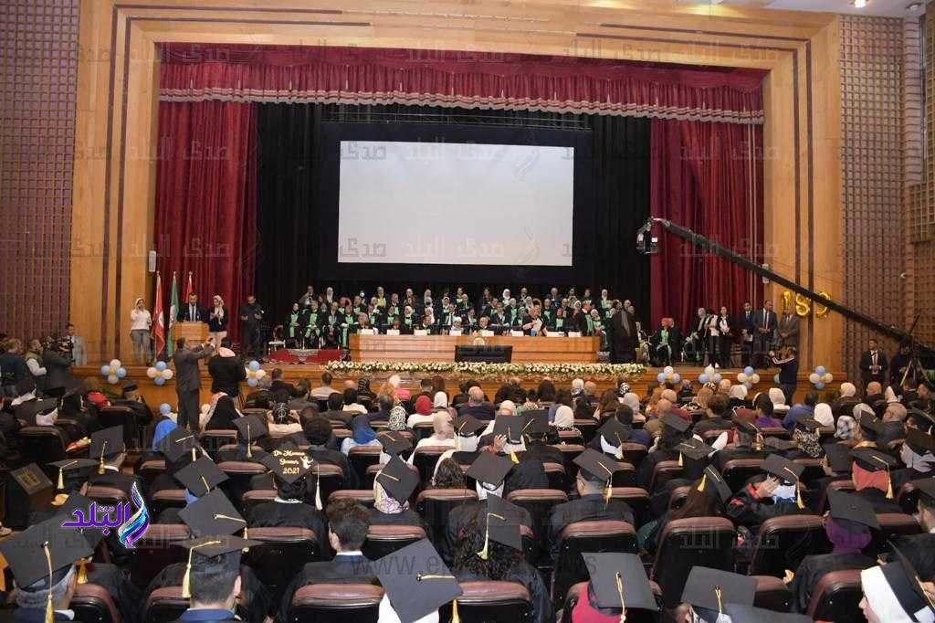 حفل تخريج الدفعة 189 من طب القاهرة