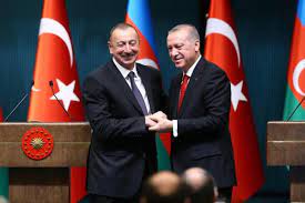 الرئيس التركي رجب طيب أردوغان ونظيره الأذربيجاني