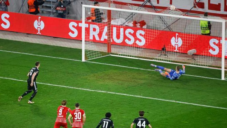 يوفنتوس وفرايبورج