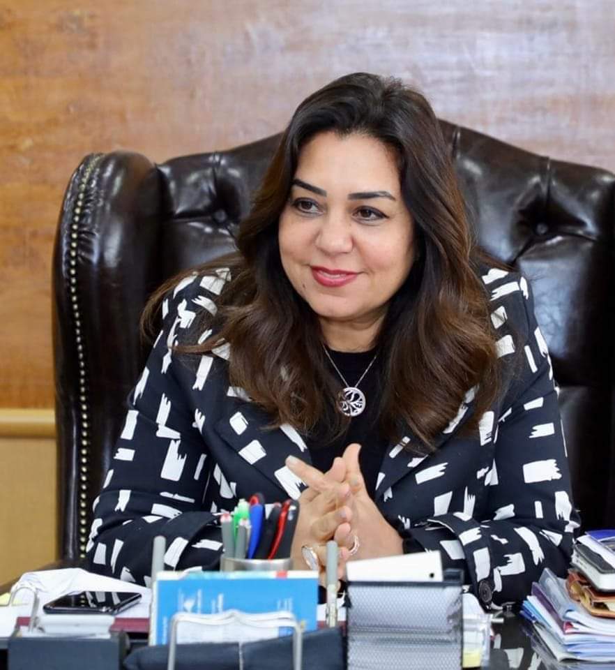منال عوض محافظ دمياط