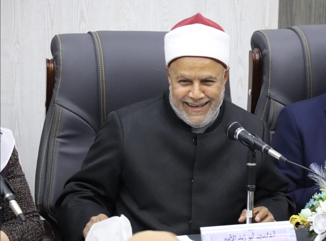 الدكتور محمد أبو زيد الأمير
