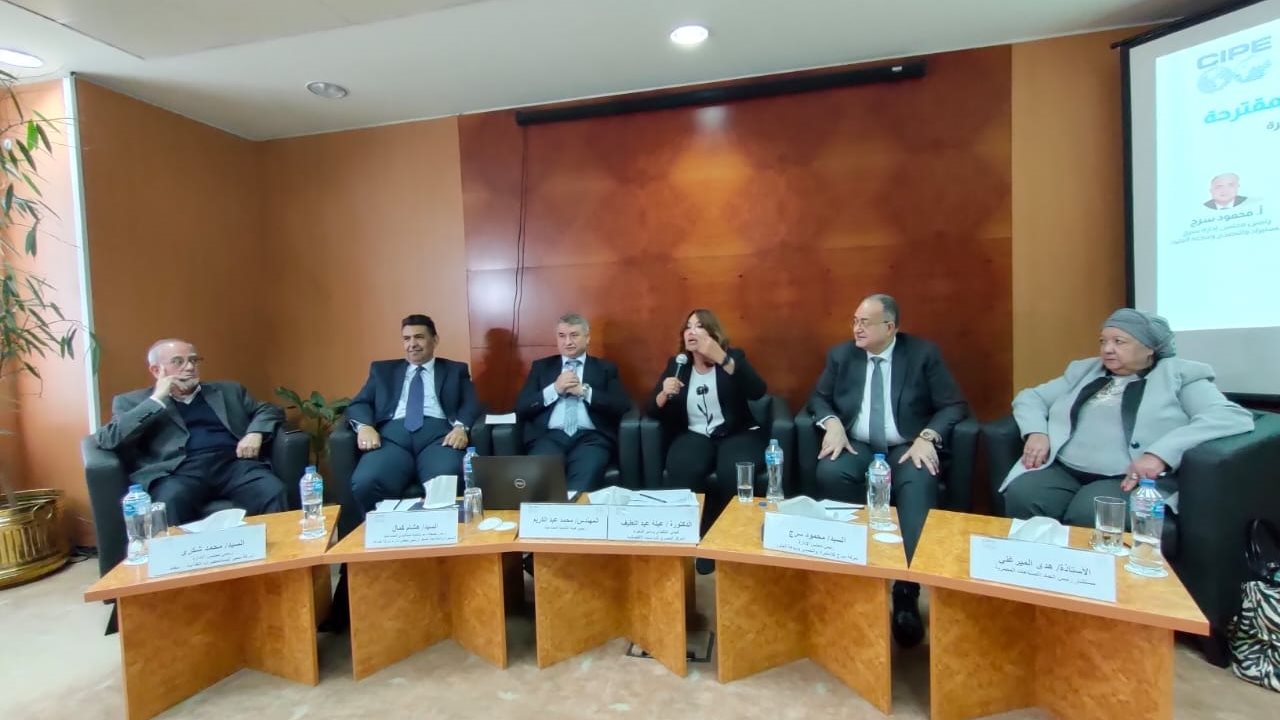 رئيس التنمية الصناعية خلال اللقاء