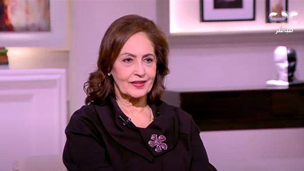  السفيرة نائلة جبر