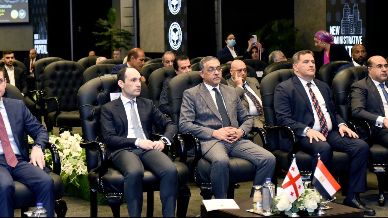 خلال اللقاء 