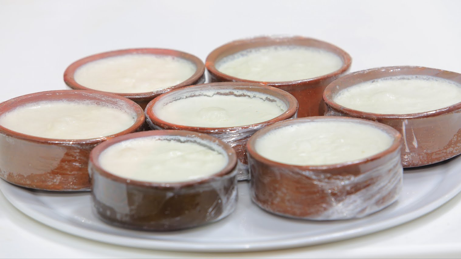 شكل الزبادي بعد الخروج من الفرن 