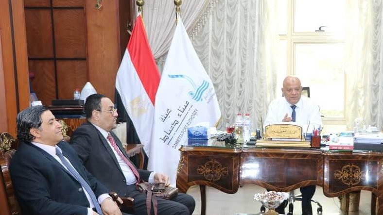 ميناء دمياط 