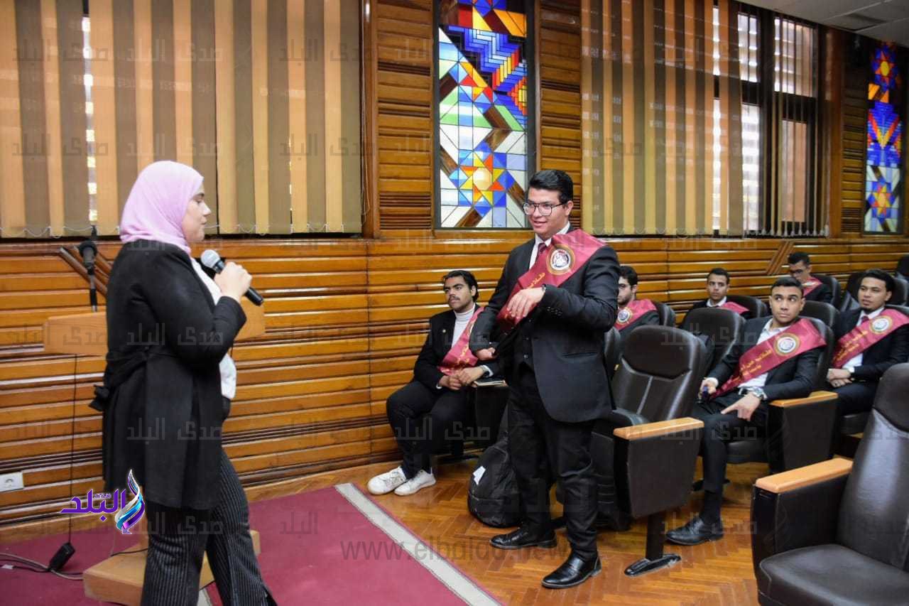 جامعة القاهرة 